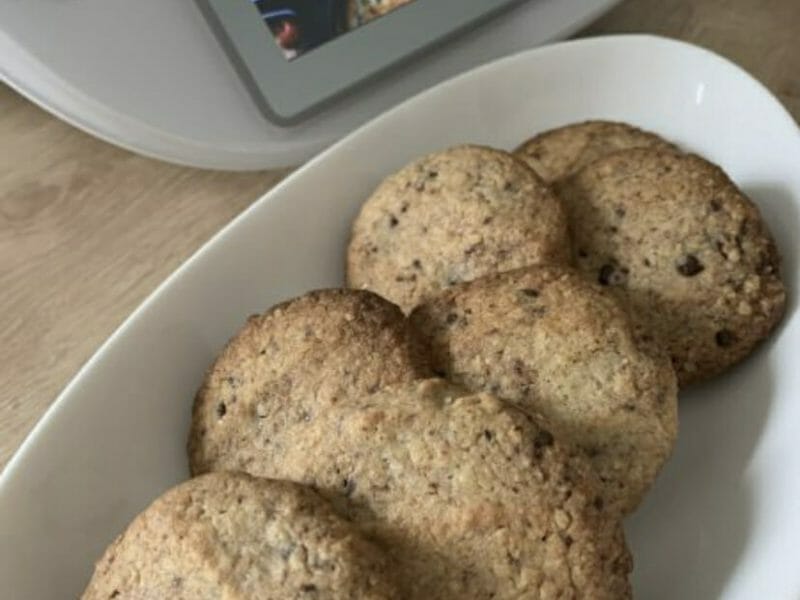 Cliquez pour zoomer ! Biscuits aux flocons d’avoine et amandes Thermomix par kenza-mbk