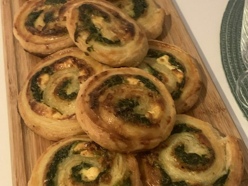 Cliquez pour zoomer ! Spirales feuilletées épinards et feta Thermomix par kenza-mbk