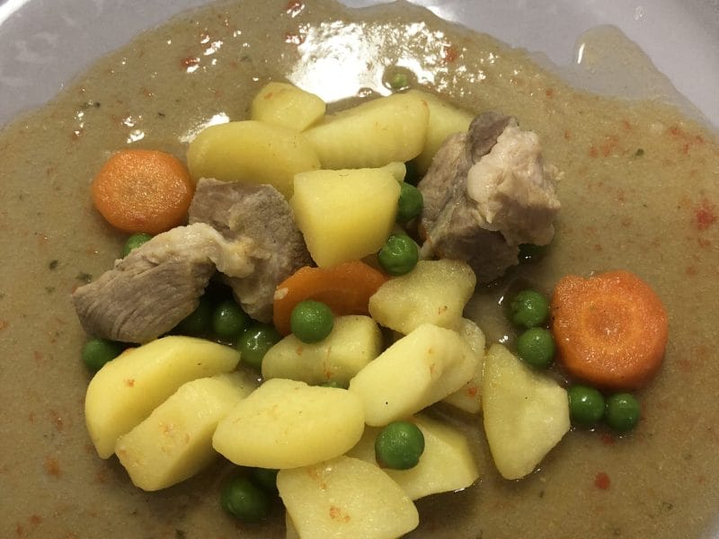 Cliquez pour zoomer ! Ragoût de porc aux légumes Thermomix par milyne57