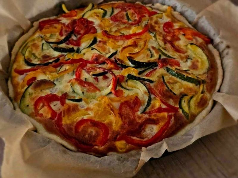 Cliquez pour zoomer ! Quiche poivrons et courgettes Thermomix par Eloodiie