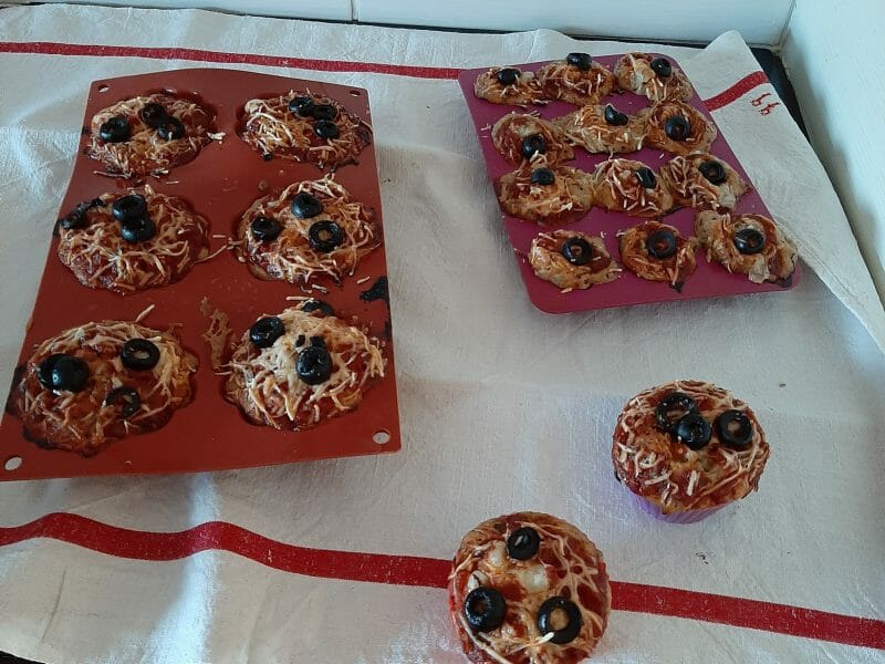 Cliquez pour zoomer ! Muffins salés façon pizza Thermomix par Nanie84