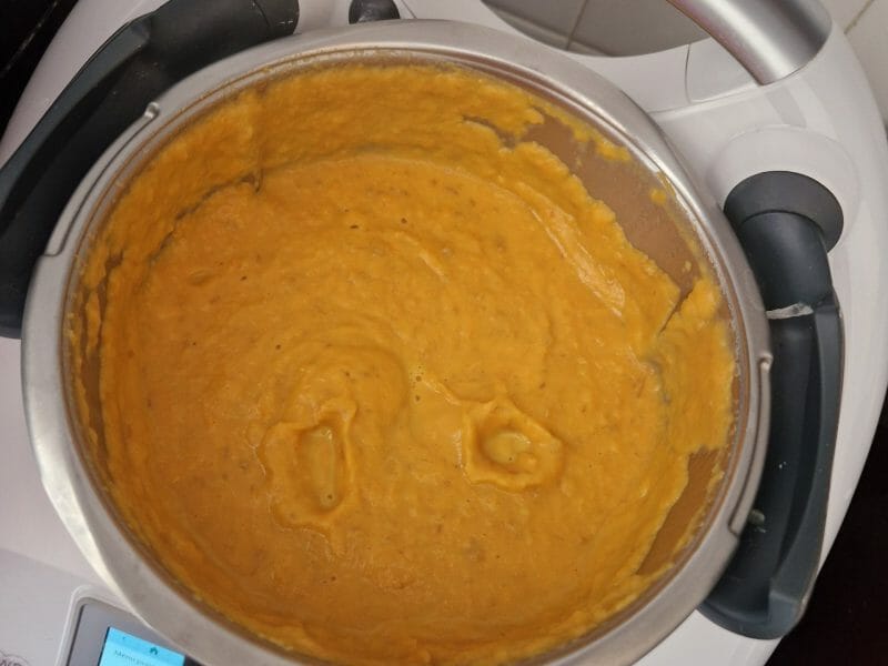 Cliquez pour zoomer ! Velouté de patates douces et carottes Thermomix par vanessa_479