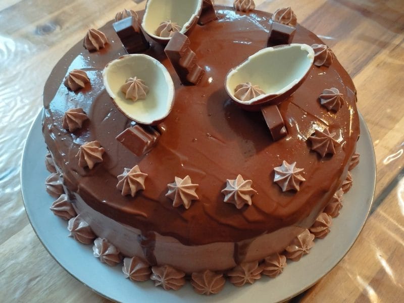 Cliquez pour zoomer ! Layer cake Kinder Bueno Thermomix par camille_4485