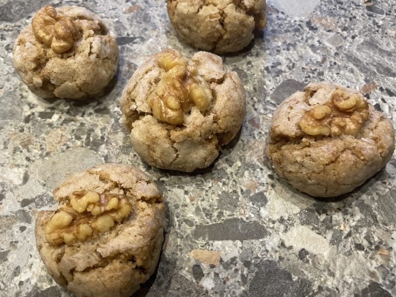 Cliquez pour zoomer ! Ghribas aux noix et amandes Thermomix par laurelehy83