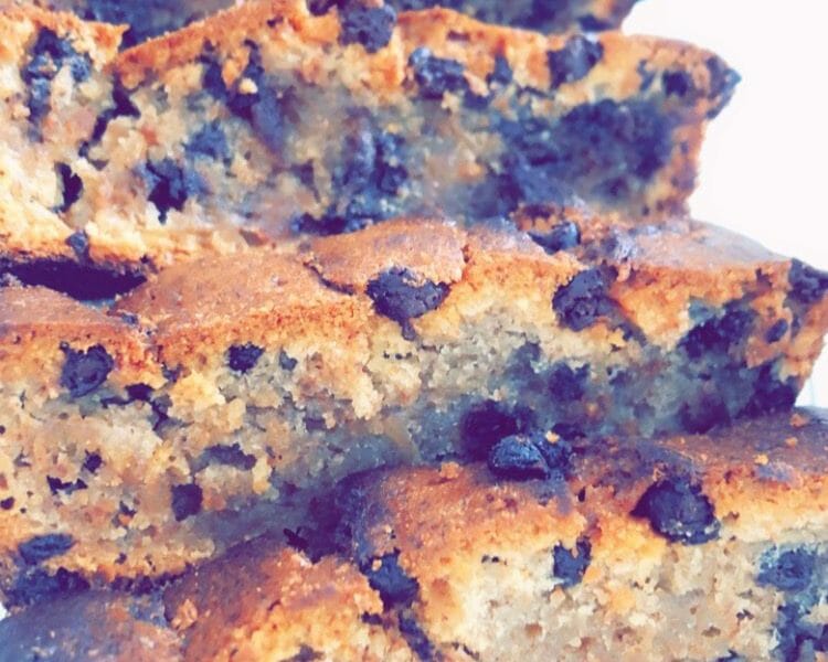 Cliquez pour zoomer ! Cake banane et pépites de chocolat Thermomix par fatymix92