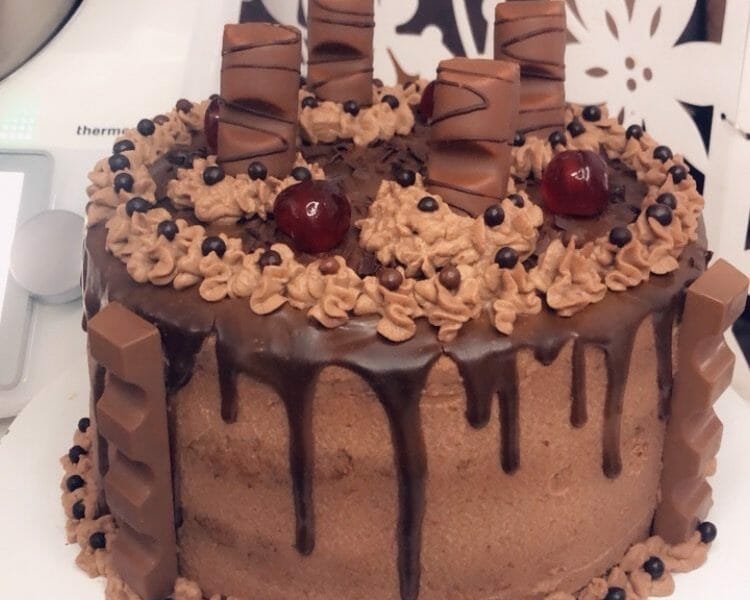 Cliquez pour zoomer ! Layer cake Kinder Bueno Thermomix par fatymix92