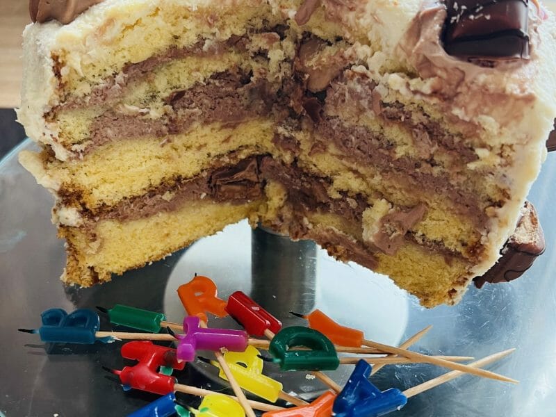Cliquez pour zoomer ! Layer cake Kinder Bueno Thermomix par fatymix92