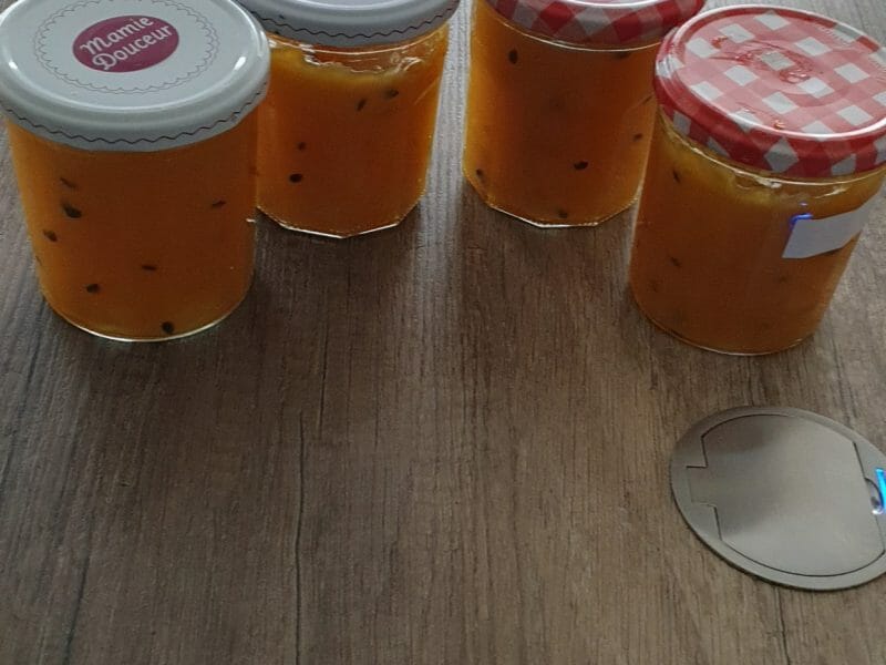 Cliquez pour zoomer ! Confiture de mangues et fruits de la passion Thermomix par stelloubis