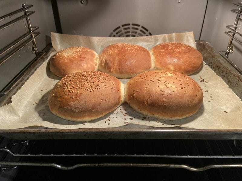 Cliquez pour zoomer ! Pains hamburger Thermomix par yasminette26