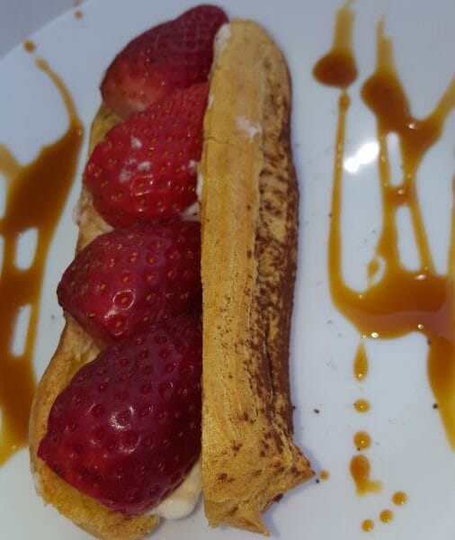 Cliquez pour zoomer ! Éclairs fraises chantilly Thermomix par Alexguigui