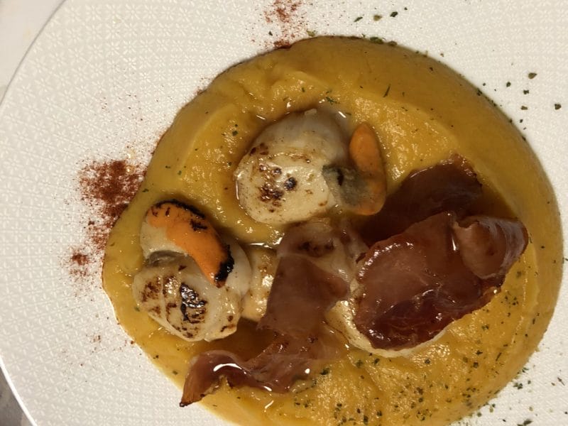 Cliquez pour zoomer ! Saint Jacques snackées sur purée de panais Thermomix par marie_965