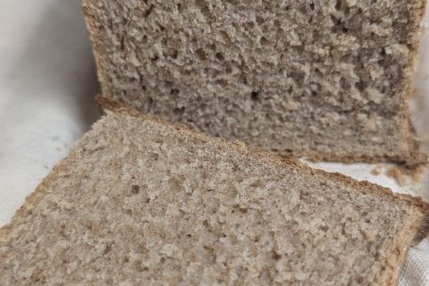 Cliquez pour zoomer ! Pain de mie complet Thermomix par Malak.k.2011