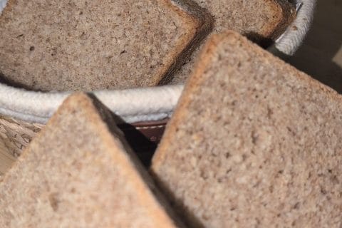 Cliquez pour zoomer ! Pain de mie complet Thermomix par Malak.k.2011