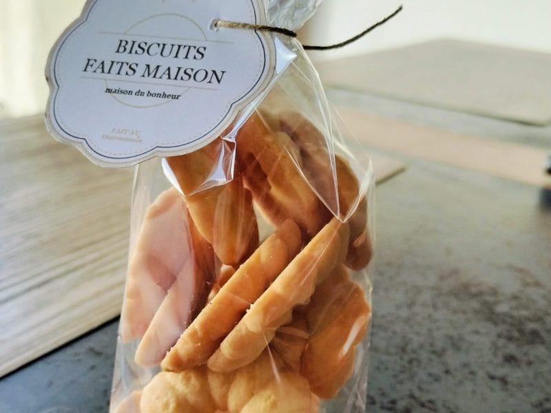 Cliquez pour zoomer ! Sablés à la presse à biscuits Thermomix par fourchette84
