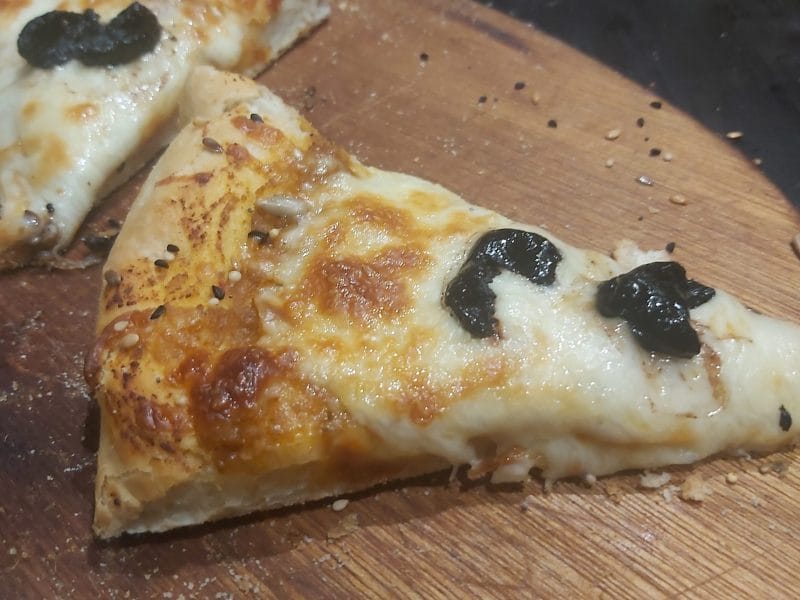 Cliquez pour zoomer ! Pizza au thon et aux olives Thermomix par mohamed_38
