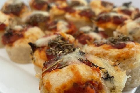 Cliquez pour zoomer ! Muffins salés façon pizza Thermomix par Sara bontemps