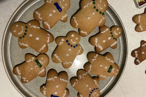 Cliquez pour zoomer ! Bonhommes en pain d’épices Thermomix par math0wlde