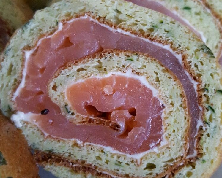 Cliquez pour zoomer ! Roulé aux courgettes et au saumon fumé Thermomix par grimlly