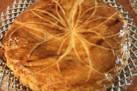 Cliquez pour zoomer ! Galette des rois à la frangipane Thermomix par vero2604