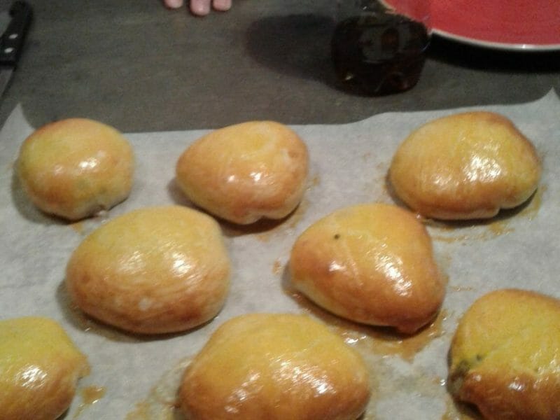 Cliquez pour zoomer ! Petits pains farcis au boeuf Thermomix par kassouille