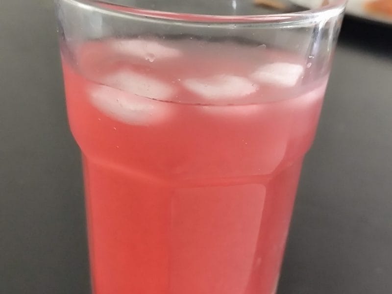 Cliquez pour zoomer ! Sirop de queues de fraises Thermomix par amelamoulti