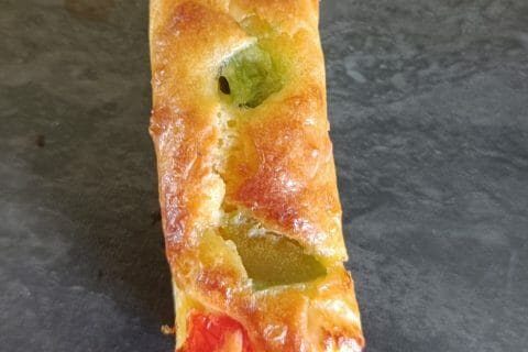 Cliquez pour zoomer ! Cake aux poivrons, fêta et olives Thermomix par delf_7