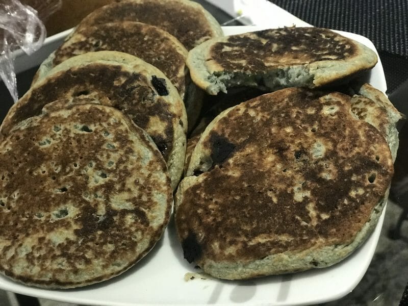 Cliquez pour zoomer ! Pancake myrtilles et pépites de chocolat Thermomix par Cherine.zineb