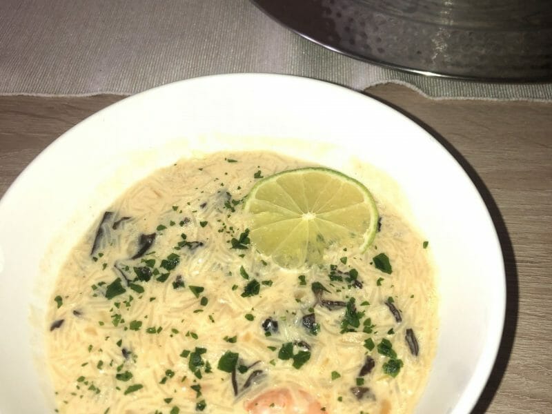 Cliquez pour zoomer ! Soupe thaï crevettes et lait de coco Thermomix par justpradadise