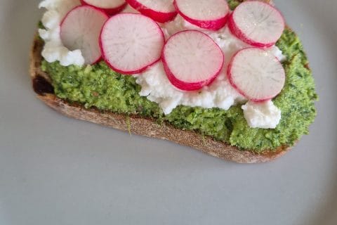 Cliquez pour zoomer ! Pesto aux fanes de radis Thermomix par jujuchoupette