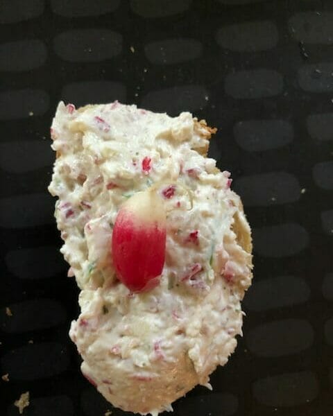 Cliquez pour zoomer ! Rillettes de radis roses au cheese cream Thermomix par moontm5