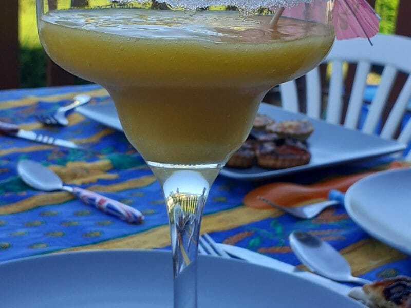 Cliquez pour zoomer ! Daïquiri glacé à la mangue Thermomix par Mymy42
