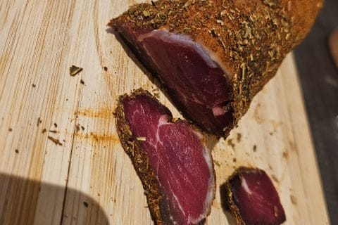 Cliquez pour zoomer ! Filet mignon séché aux herbes Thermomix par magali_235