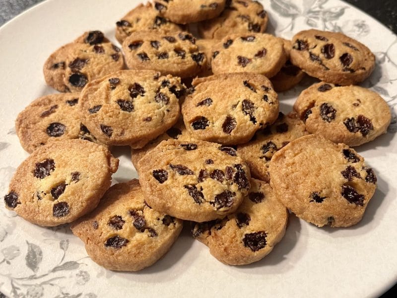 Cliquez pour zoomer ! Sablés aux raisins secs et au rhum Thermomix par Laurent