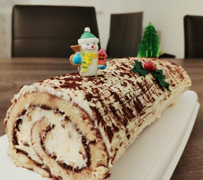 Cliquez pour zoomer ! Bûche Tiramisu Thermomix par Etamot