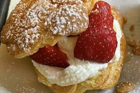 Cliquez pour zoomer ! Choux craquelin fraises chantilly Thermomix par cyndie91