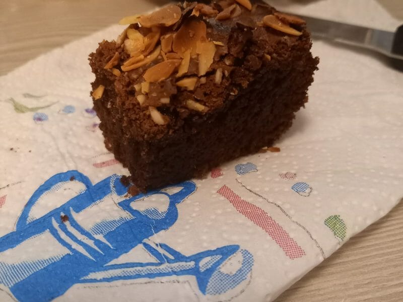 Cliquez pour zoomer ! Gâteau au chocolat des écoliers Thermomix par emilie_939