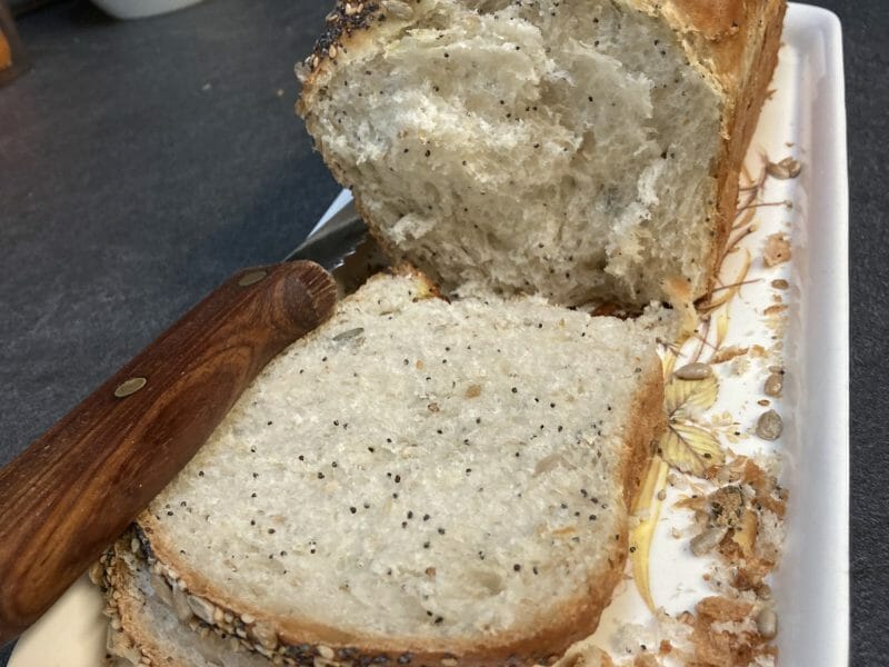 Cliquez pour zoomer ! Pain de mie aux blancs d’oeufs et aux graines de céréales Thermomix par Mo87