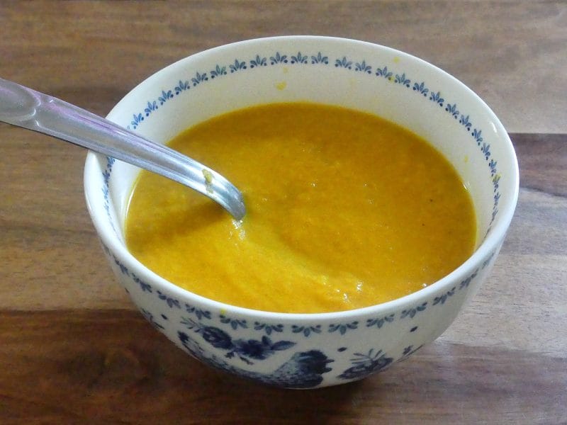 Cliquez pour zoomer ! Velouté carottes et pommes, au lait de coco Thermomix par nadinemarie