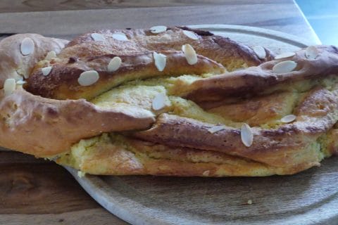 Cliquez pour zoomer ! Brioche à la crème d’amande Thermomix par nadinemarie