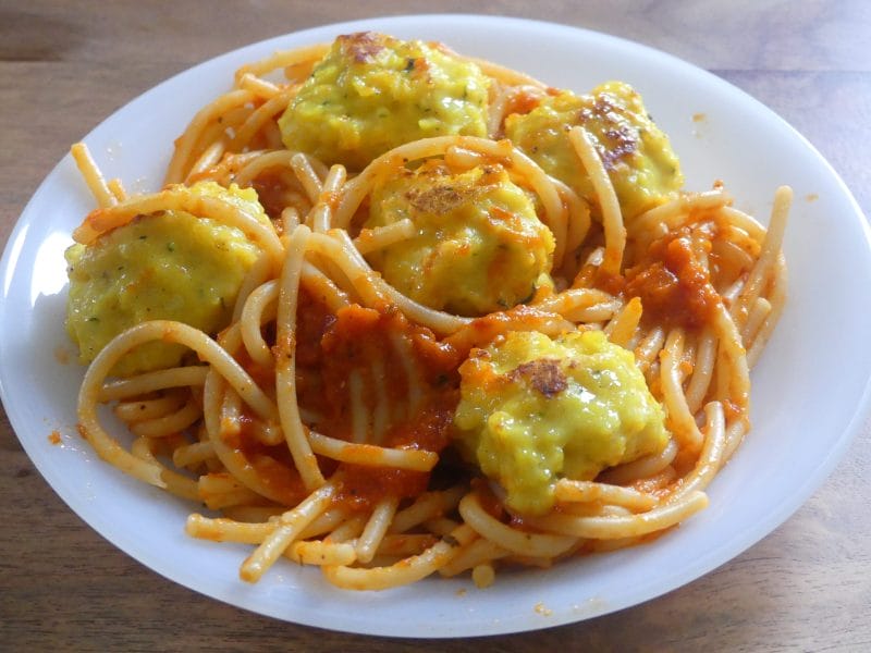 Cliquez pour zoomer ! Boulettes de ricotta sauce tomate Thermomix par nadinemarie