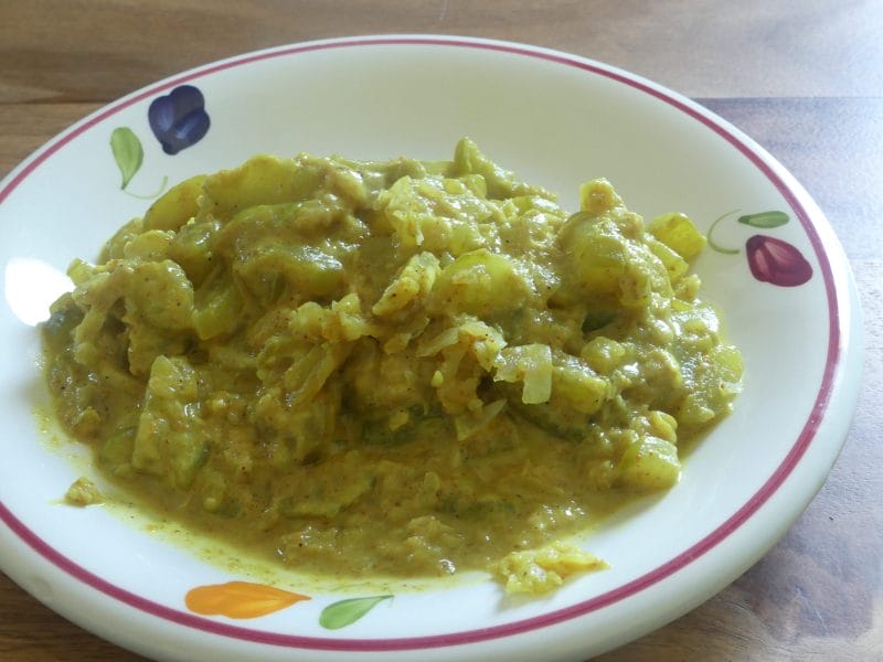 Cliquez pour zoomer ! Concombre cuit à l’ail et au curry Thermomix par nadinemarie