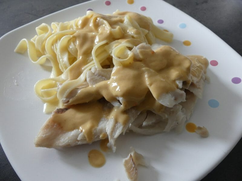 Cliquez pour zoomer ! Duo de poissons au curry rouge et tagliatelles fraîches Thermomix par nadinemarie