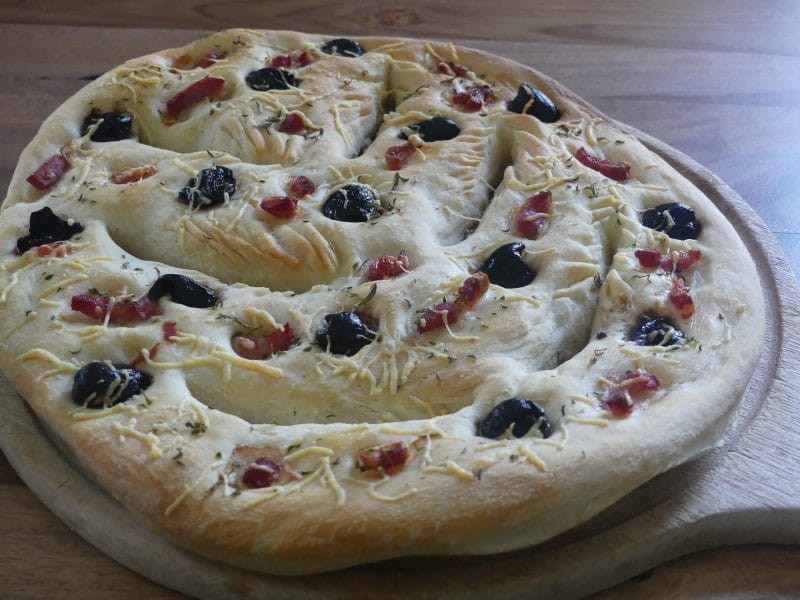 Cliquez pour zoomer ! Fougasse olives et lardons Thermomix par nadinemarie