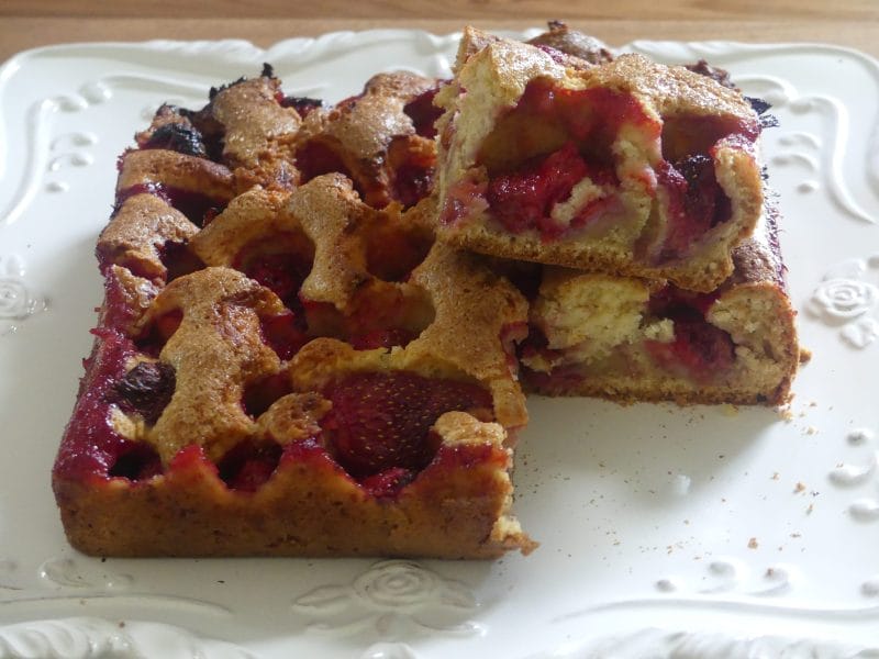 Cliquez pour zoomer ! Gâteau aux fraises Thermomix par nadinemarie
