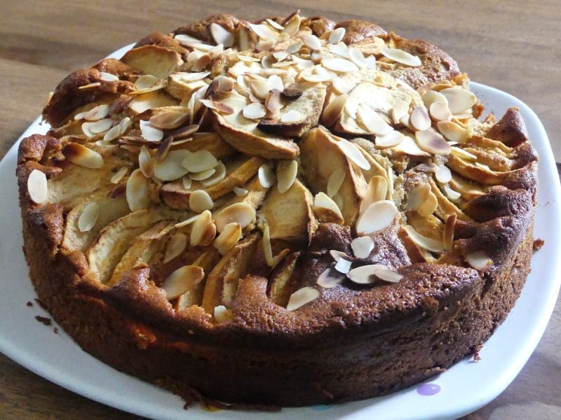 Cliquez pour zoomer ! Gâteau à la semoule et aux pommes Thermomix par nadinemarie