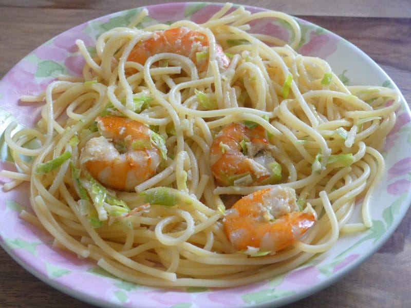 Cliquez pour zoomer ! Linguine aux poireaux et aux crevettes Thermomix par nadinemarie