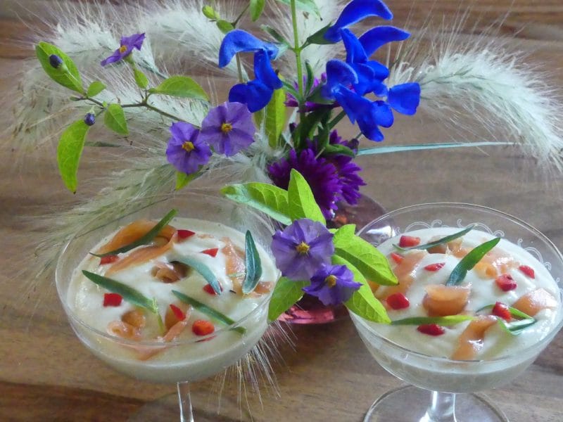 Cliquez pour zoomer ! Verrines de mousse de chou-fleur et crevettes Thermomix par nadinemarie