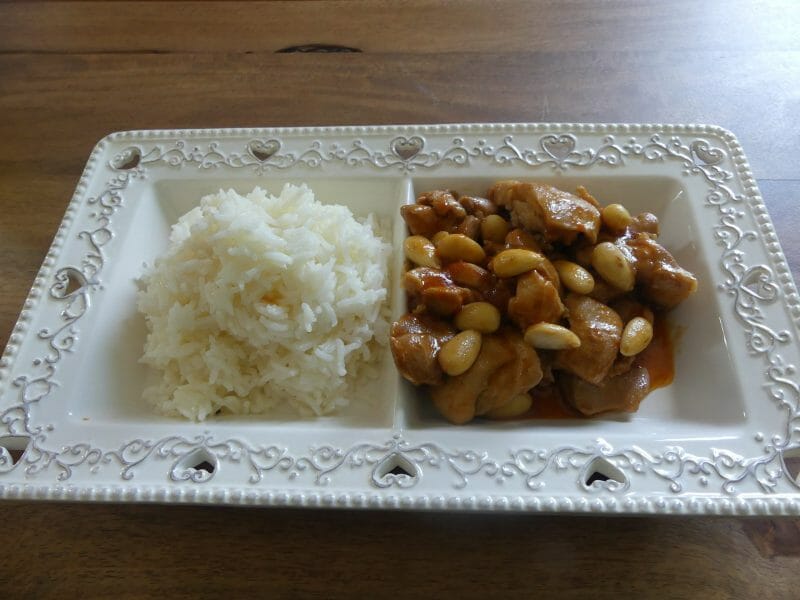 Cliquez pour zoomer ! Poulet aux amandes Thermomix par nadinemarie