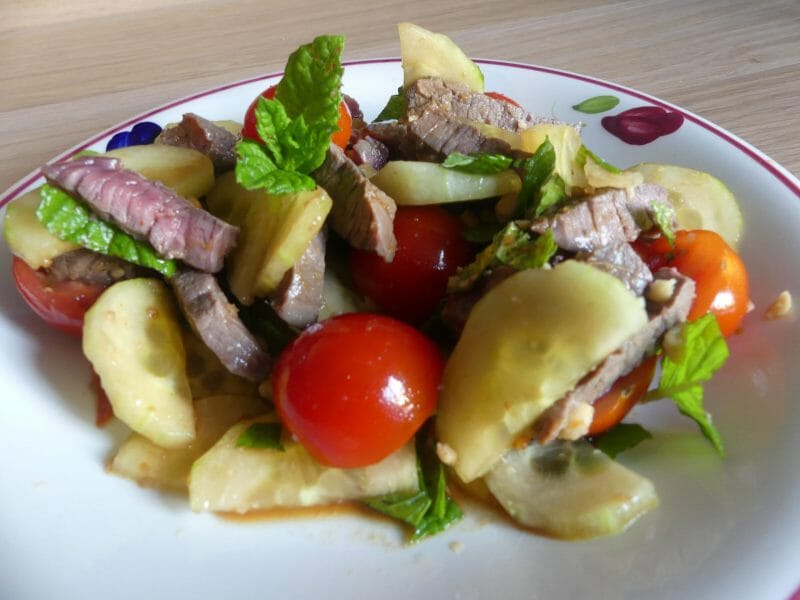 Cliquez pour zoomer ! Salade thaï au boeuf Thermomix par nadinemarie