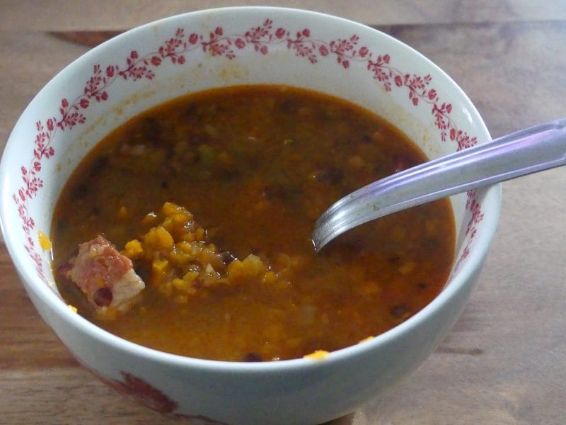 Cliquez pour zoomer ! Soupe de lentilles, pois cassés et poitrine fumée Thermomix par nadinemarie